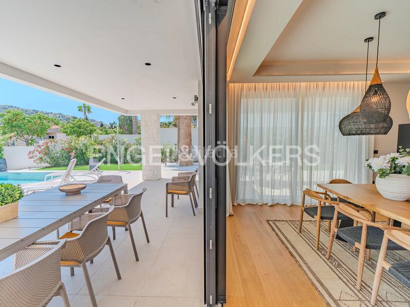 Foto 5273c275-c629-455e-a6e8-e6d378437dd9. Xalet amb calefacció aparcament piscina a Vistahermosa Alicante