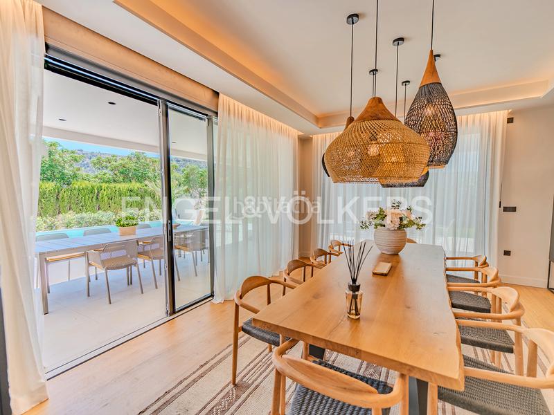 Foto a1f5af8a-63f5-4b02-b525-660707eaef23. Xalet amb calefacció aparcament piscina a Vistahermosa Alicante