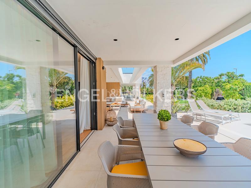 Foto c9efff36-daf7-4577-a23d-7da3cefb317c. Xalet amb calefacció aparcament piscina a Vistahermosa Alicante