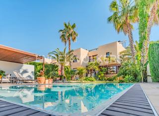 Lloguer Xalet a Carrer capricorn 9. Belleza moderna y familiar con total privacidad