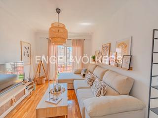 Appartement  Carrer ab el hamet. Carismática y elegante junto al puerto