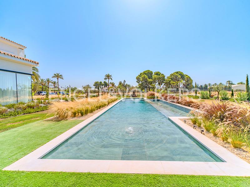 Foto 2865603a-96ff-49d9-a221-65eef235707c. Xalet amb calefacció aparcament piscina a Alzabares Elche / Elx