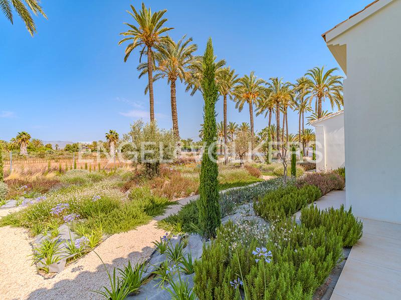 Foto 87c8094f-d8aa-4538-b8df-d6c627954990. Xalet amb calefacció aparcament piscina a Alzabares Elche / Elx