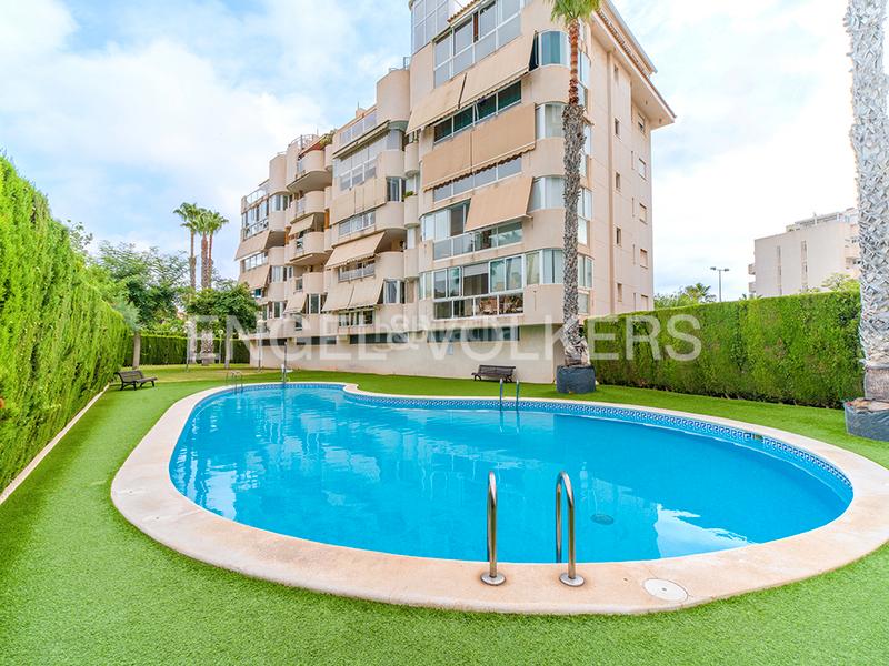 Foto 39623682-34c8-4fca-b0ff-44229d3d370e. Appartamento in avenida pintor fernando soria 13 in Alicante