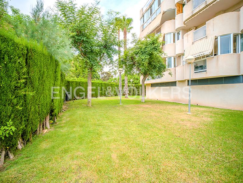 Foto bd6d50ee-e2d3-4e0c-83c5-feda96757f3a. Appartamento in avenida pintor fernando soria 13 in Alicante