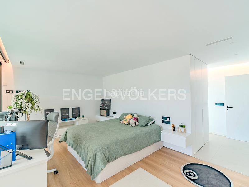 Foto 71ab8ed8-7453-4f02-92ec-00dc0c4eda01. Chalet avec chauffage parking piscine dans Santa Faz Alicante