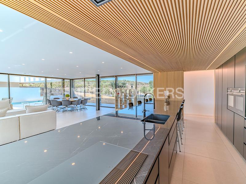 Foto 7d4fe9dd-0c33-4f97-b820-65b67698312d. Chalet avec chauffage parking piscine dans Santa Faz Alicante