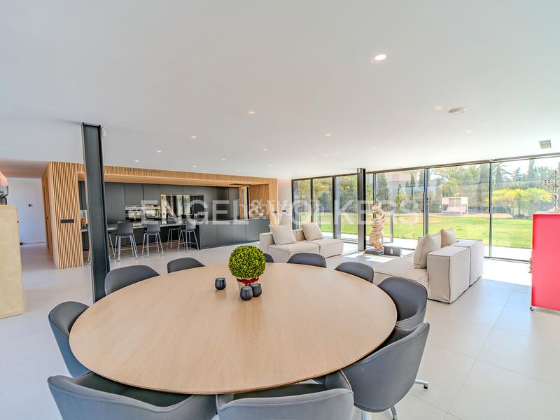 Foto 9bc95121-c48d-4016-9c3e-9eff5833e181. Chalet avec chauffage parking piscine dans Santa Faz Alicante