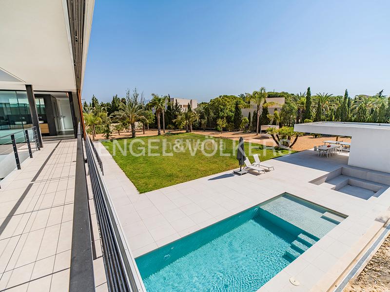 Foto a3f5e5aa-471e-4747-923f-3d7a5d52eadf. Chalet avec chauffage parking piscine dans Santa Faz Alicante