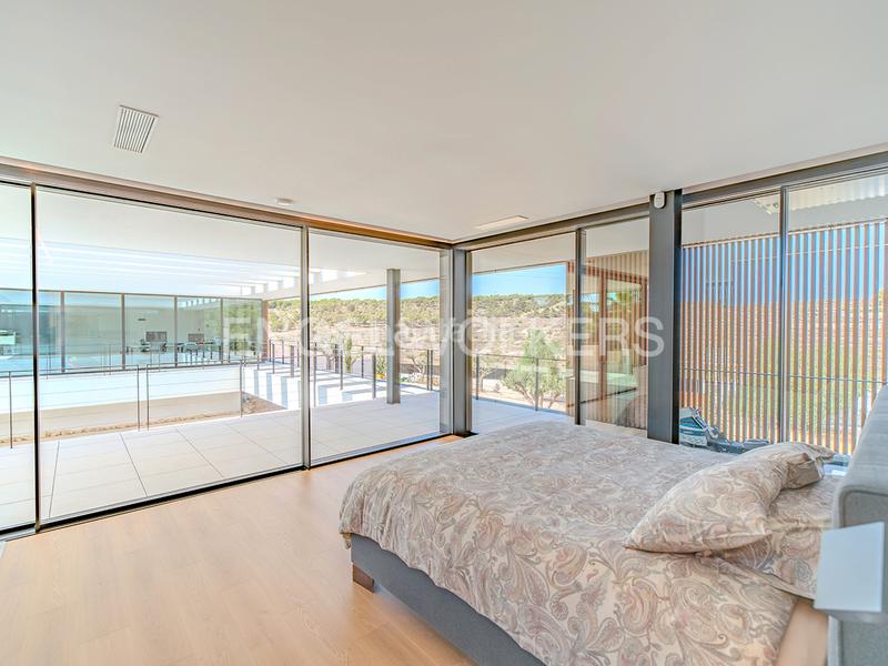 Foto ef39c755-7f67-41bf-945d-a41b8c7f9f2d. Chalet avec chauffage parking piscine dans Santa Faz Alicante