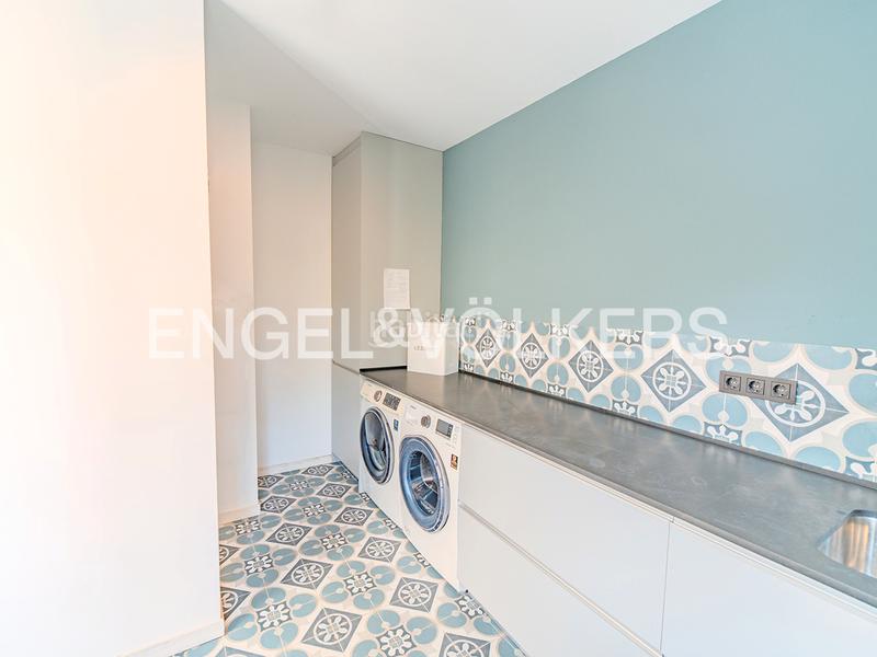 Foto 28603709-774d-4c7c-89f6-6ffc03535785. Xalet amb calefacció aparcament piscina a La Font-Mezquitas San Juan de Alicante