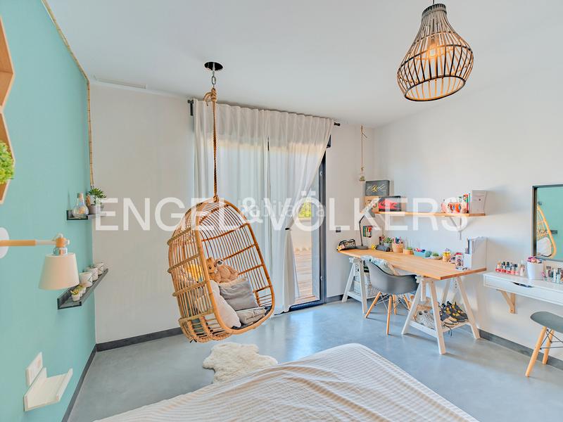 Foto c1dfde5e-e3be-4fd8-9d81-da035580e86e. Xalet amb calefacció aparcament piscina a La Font-Mezquitas San Juan de Alicante