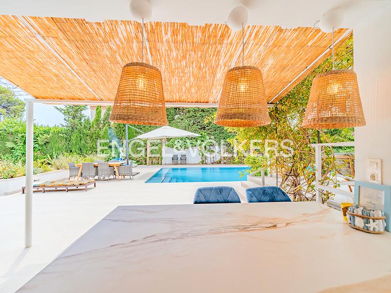 Foto 138dec16-d03b-428d-9eed-18a2ff7c1925. Chalet con riscaldamento piscina in La Font-Mezquitas San Juan de Alicante