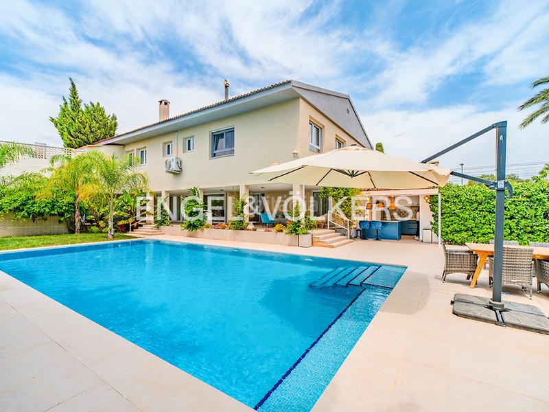 Foto b45974a6-8730-465f-9c12-2b811037a4c1. Chalet con riscaldamento piscina in La Font-Mezquitas San Juan de Alicante