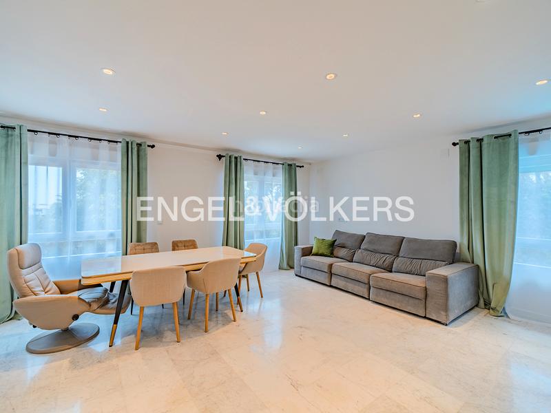 Foto c3fcfabf-ea8f-49b2-b688-9c67d0d53093. Chalet con riscaldamento piscina in La Font-Mezquitas San Juan de Alicante