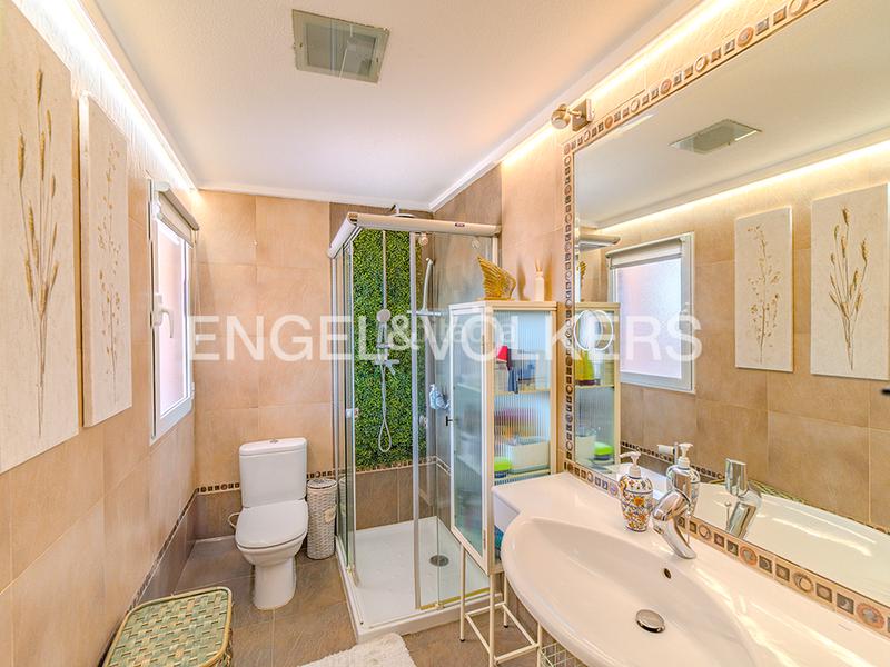 Foto 33c14038-b357-40be-955d-aafbd80761c4. Casa aparellada a carrer pintor el greco 8 a Almajada-Ravel Mutxamel