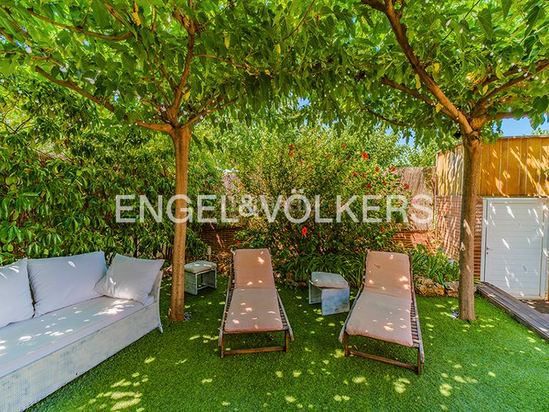 Foto 3969c9cc-218b-4497-8348-a8bef5d6bf49. Casa aparellada a carrer pintor el greco 8 a Almajada-Ravel Mutxamel