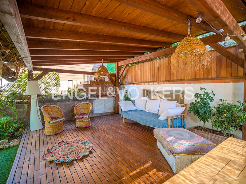 Foto 944ccf13-63db-40c3-b6b8-3b4dacebacc5. Casa aparellada a carrer pintor el greco 8 a Almajada-Ravel Mutxamel