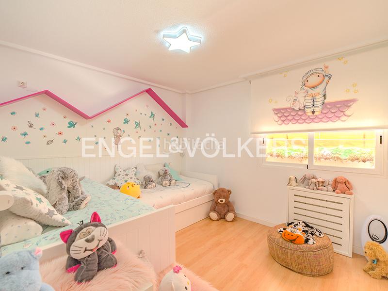 Foto 9689c429-ffd5-424f-953d-8340dfd2fd54. Casa aparellada a carrer pintor el greco 8 a Almajada-Ravel Mutxamel