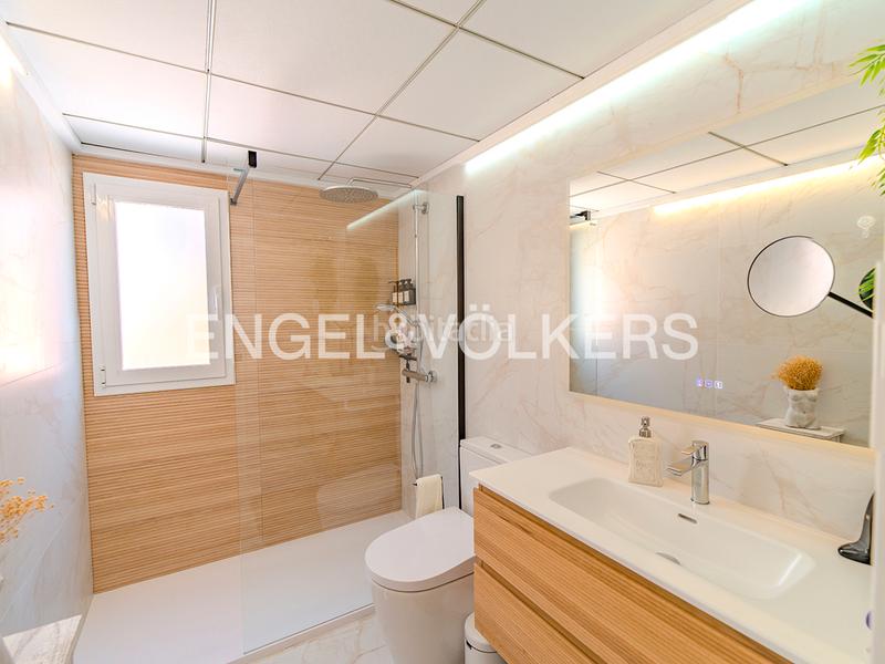 Foto d3b4fc15-153a-445e-971c-3e69a3335322. Casa aparellada a carrer pintor el greco 8 a Almajada-Ravel Mutxamel