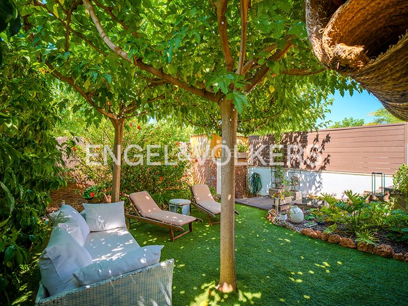 Foto ef8c544f-6386-474b-871a-a02b16bef9f2. Casa aparellada a carrer pintor el greco 8 a Almajada-Ravel Mutxamel