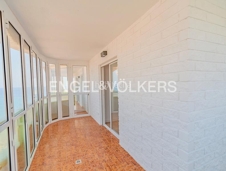 Foto 0d2c1b73-5e3b-40e3-8142-6f51a3218859. Affitto appartamento in avenida de niza 2 in Playa de San Juan Alicante