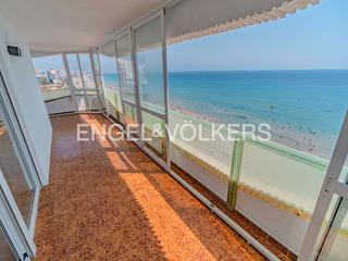 Alquiler Piso  Avenida de niza 2. Un lujo moderno frente al mar