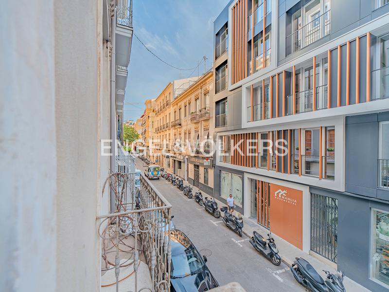 Foto 2cdfbe12-199e-4e4c-a61c-5b02d756a8d9. Gebäude in calle josé gutiérrez petén 3 in Mercado Alicante