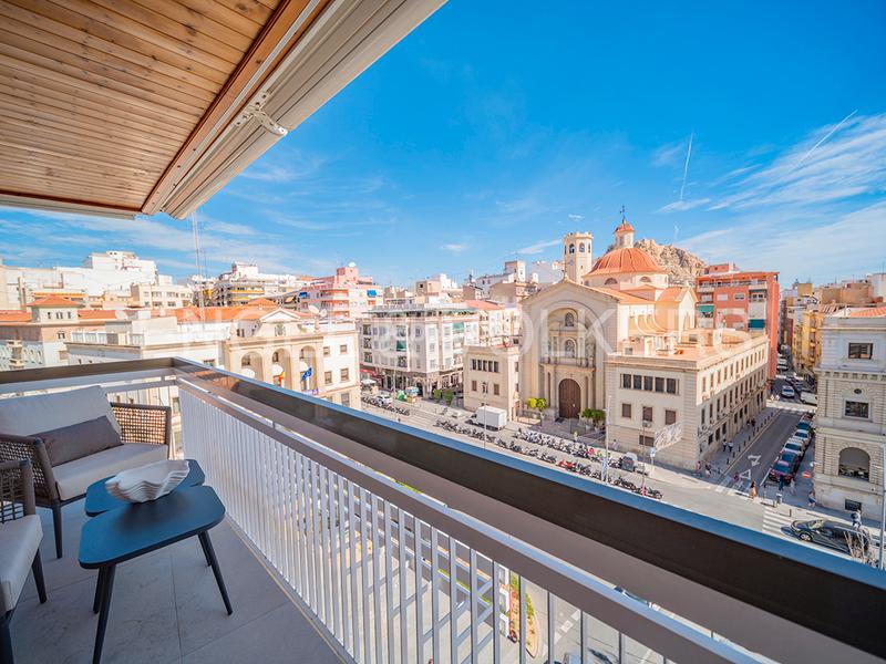 Foto 93f836cf-556d-46b5-89fd-411f5d2e9e5e. Lloguer pis amb calefacció a Barrio del Centro Alicante