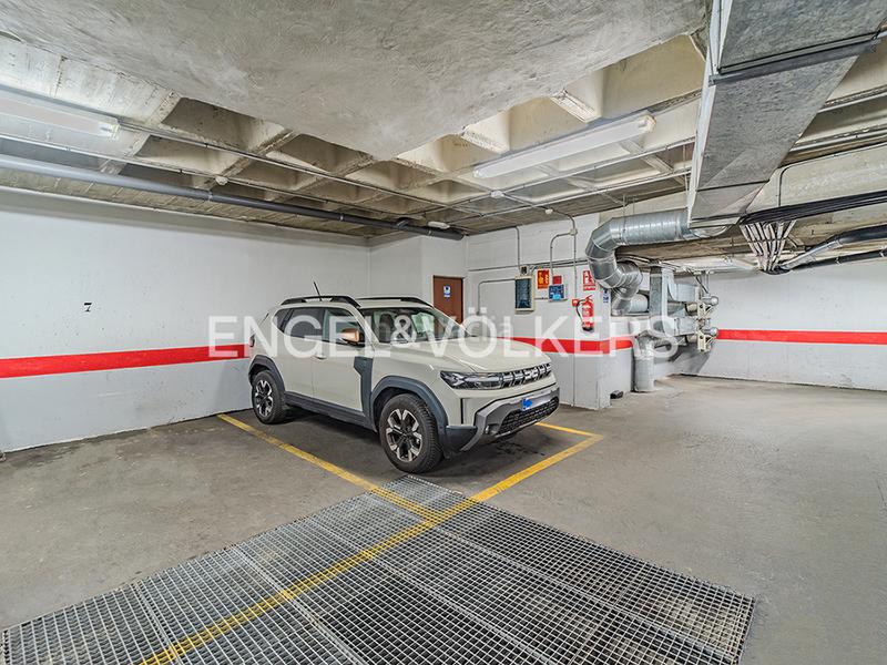 Foto 5588b87a-3dbb-4f84-b086-1ce904b52e15. Flat with heating parking in Barrio del Centro Alicante