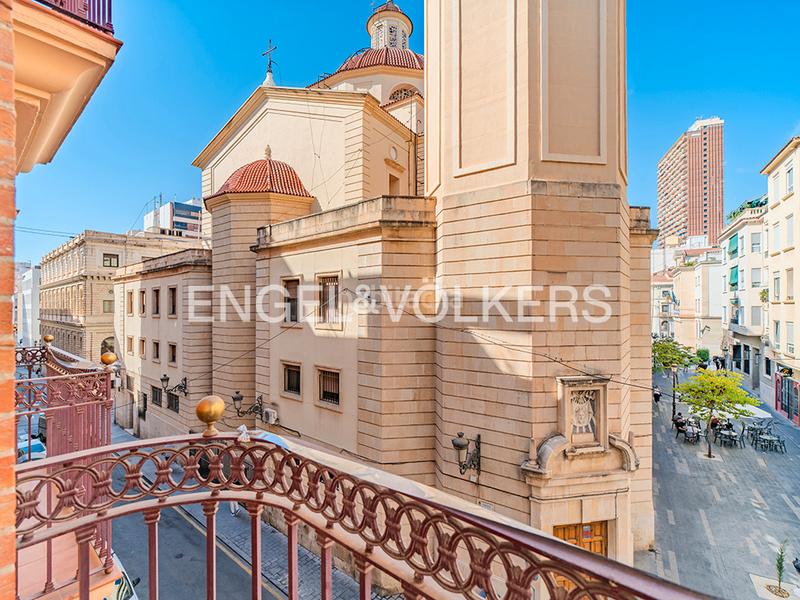 Foto 59add288-714d-46df-b4ce-e3c74a78001b. Flat with heating parking in Barrio del Centro Alicante