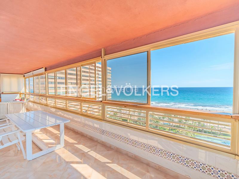 Foto 39fa33ed-2a85-4fa8-afbe-1131b3fa20e7. Pis a carrer d'alboran 1 a Playa Muchavista Campello (el)