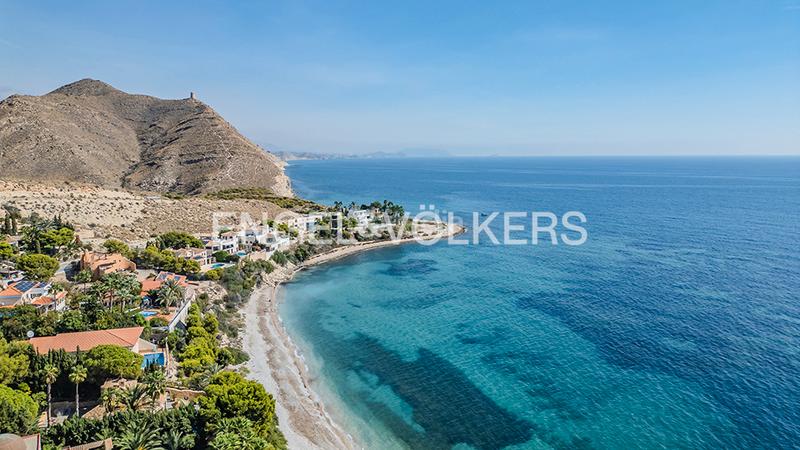 Foto a8941b60-41cd-435c-900b-de0903bce273. Terreny residencial a Pueblo Español-Coveta Fumá Campello (el)