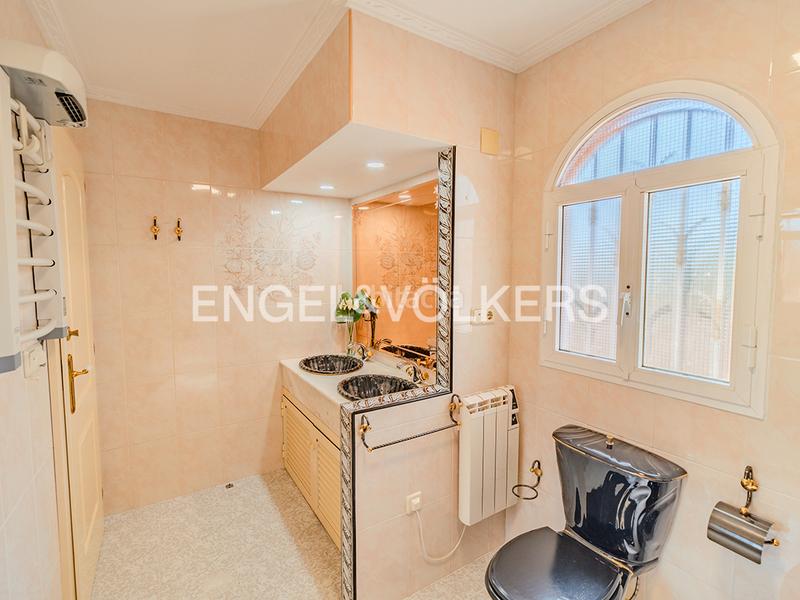 Foto 39cecab0-5f01-46d4-9457-d8701438b4fa. Chalet avec cheminée chauffage parking piscine dans Mutxamel