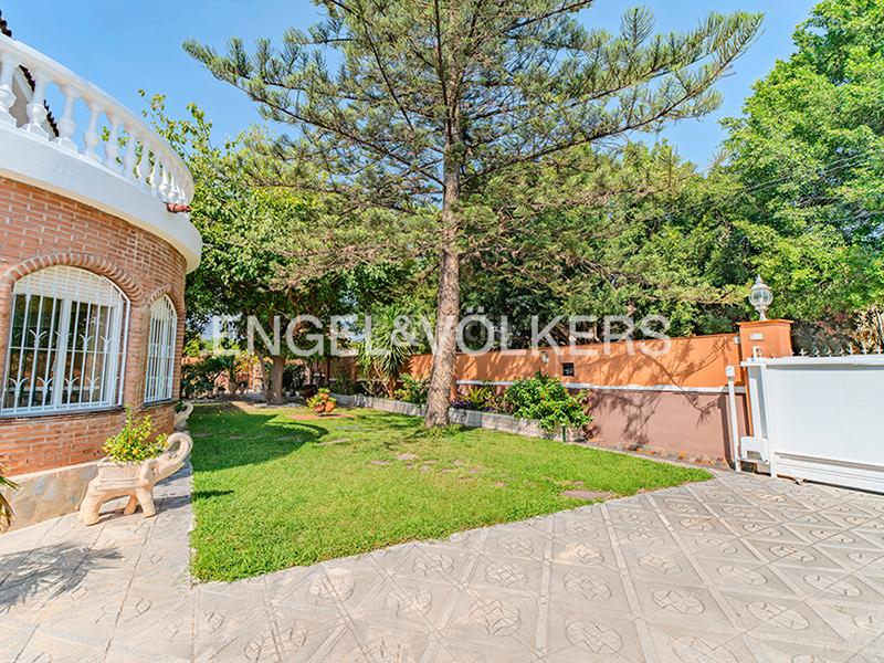 Foto 78a97909-99ff-4a31-a104-78c7cdf735d1. Chalet avec cheminée chauffage parking piscine dans Mutxamel