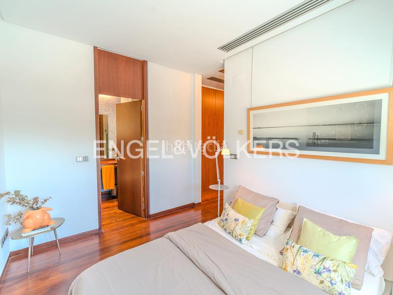 Foto 1fdd3c89-9a28-4109-b224-502fed3e28c7. Chalet mit kamin heizung parking pool in Jubalcoi Elche / Elx