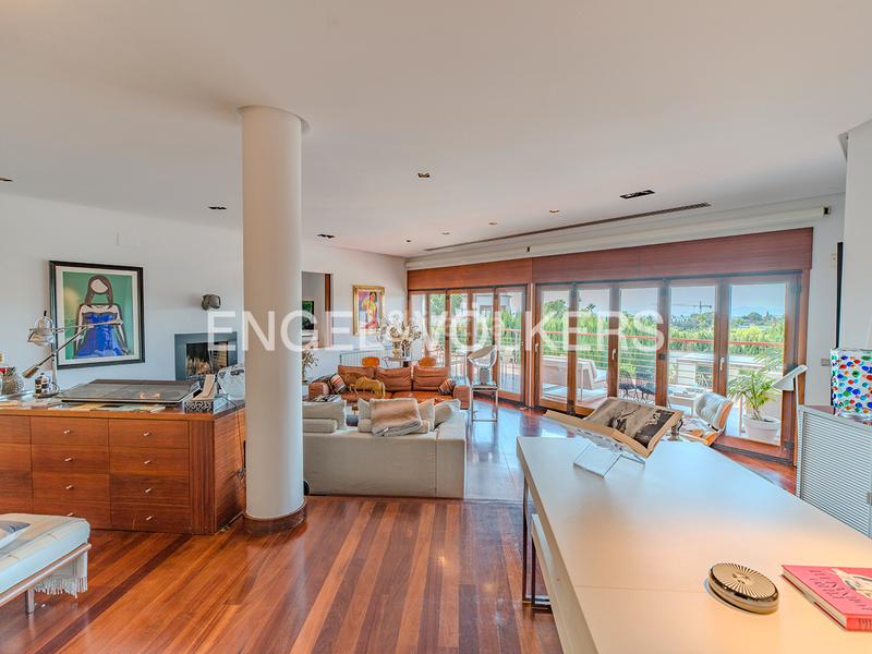 Foto 26bdfe47-fb6a-4c54-8b50-7881ae7adc6c. Chalet mit kamin heizung parking pool in Jubalcoi Elche / Elx