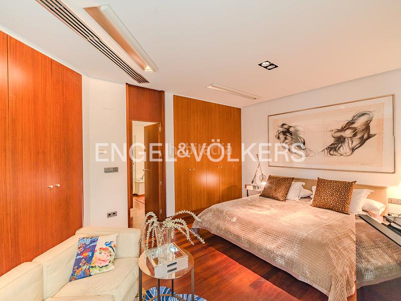 Foto 2c5aa998-fa11-44f3-8aaf-e22fd6a6f159. Chalet mit kamin heizung parking pool in Jubalcoi Elche / Elx