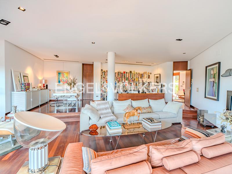 Foto 54a61f77-5bc0-4129-bf57-10bf6f8fec85. Chalet mit kamin heizung parking pool in Jubalcoi Elche / Elx