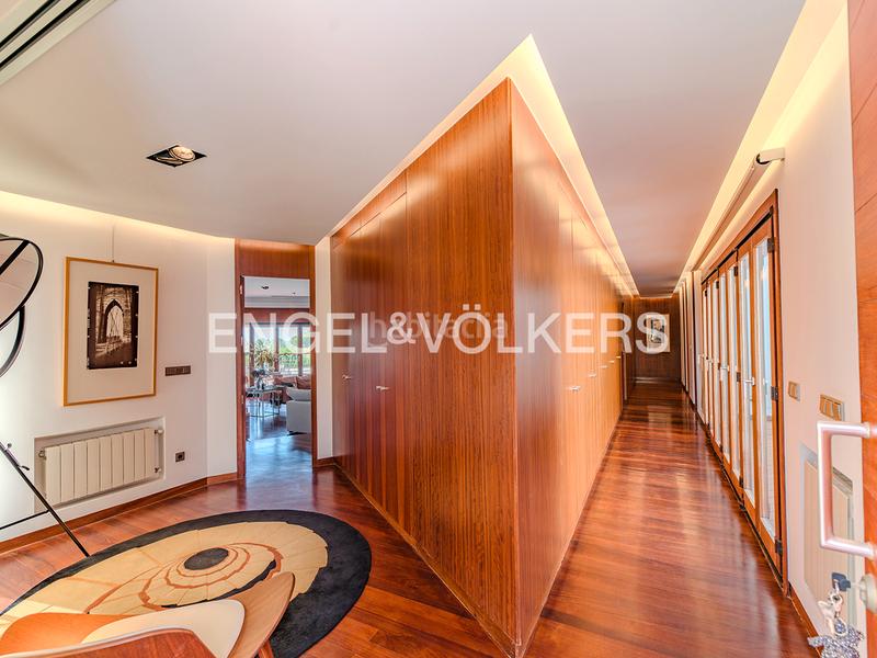 Foto 85d665f1-9a24-4b3f-8ad7-f7adb2d5c68b. Chalet mit kamin heizung parking pool in Jubalcoi Elche / Elx