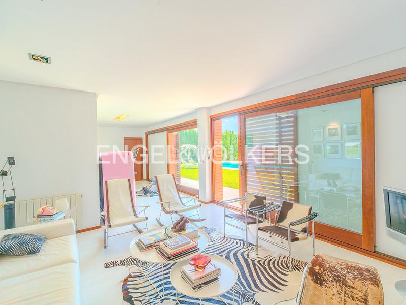 Foto 970abf8d-5700-4871-814c-1a64b45c78aa. Chalet mit kamin heizung parking pool in Jubalcoi Elche / Elx