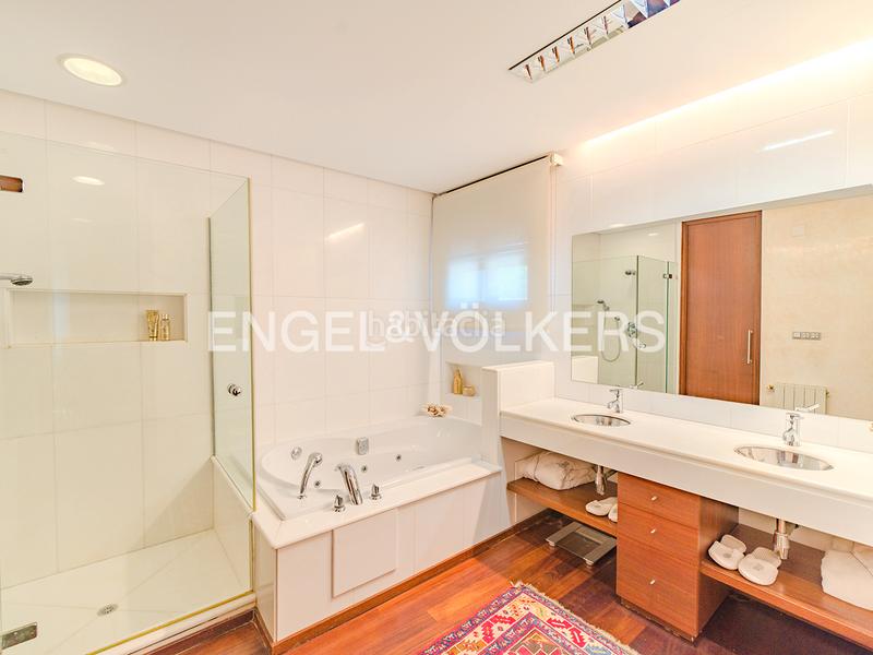 Foto ca59f2a3-f1c8-4a4d-9136-82dbe53378d9. Chalet mit kamin heizung parking pool in Jubalcoi Elche / Elx