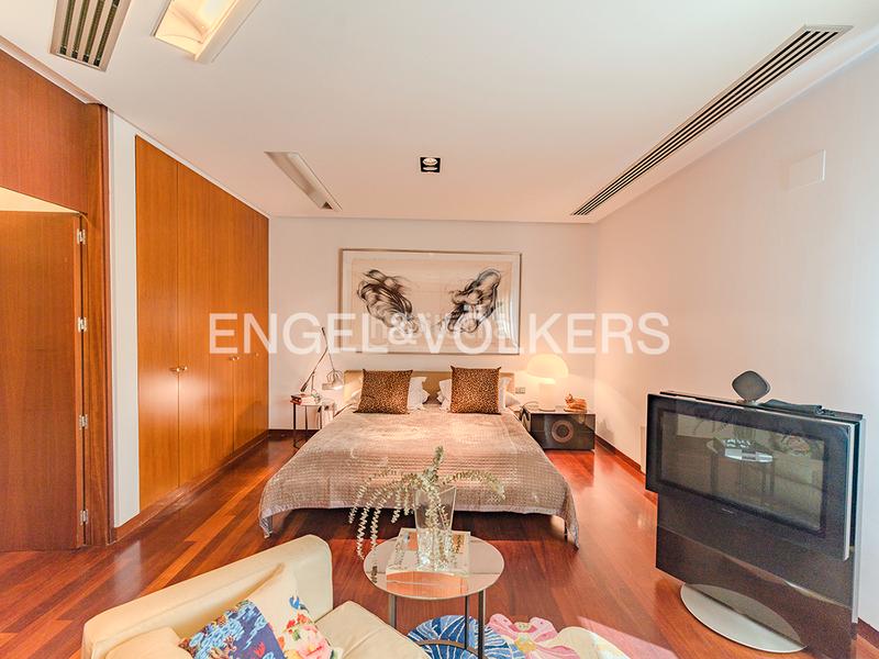 Foto f5680bb1-8343-4586-9866-611cbf9cf326. Chalet mit kamin heizung parking pool in Jubalcoi Elche / Elx