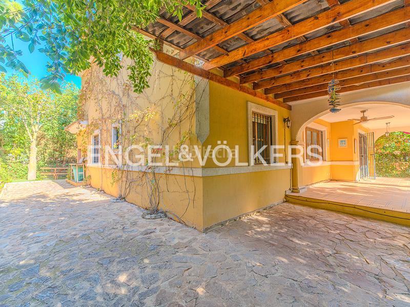 Foto 26c22f95-a6a7-479b-acde-d7fdbf10d88f. Xalet a carrer de la boira 3 a Bonalba-Cotoveta Mutxamel