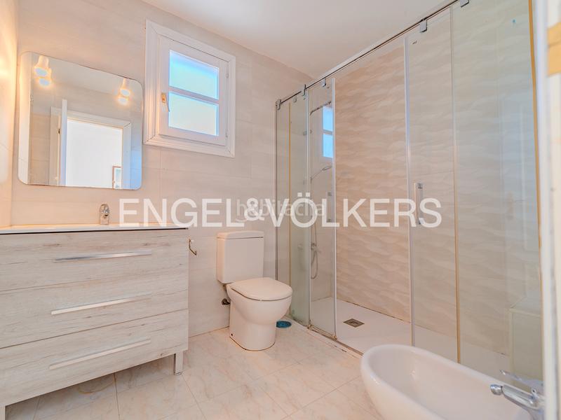 Foto 4308b937-e9fd-4c9e-9615-53f234cc9681. Xalet a carrer de la boira 3 a Bonalba-Cotoveta Mutxamel