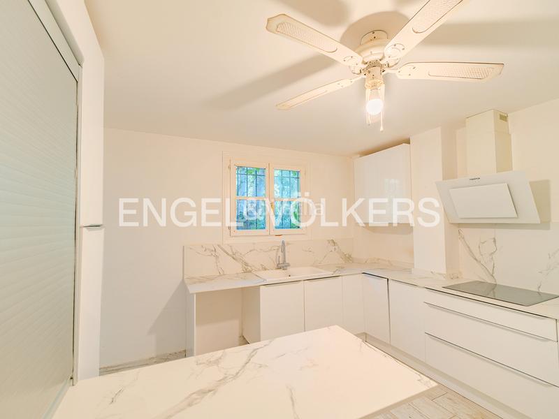 Foto 744724bc-0c34-49ed-8af2-0a8c790d19e6. Xalet a carrer de la boira 3 a Bonalba-Cotoveta Mutxamel