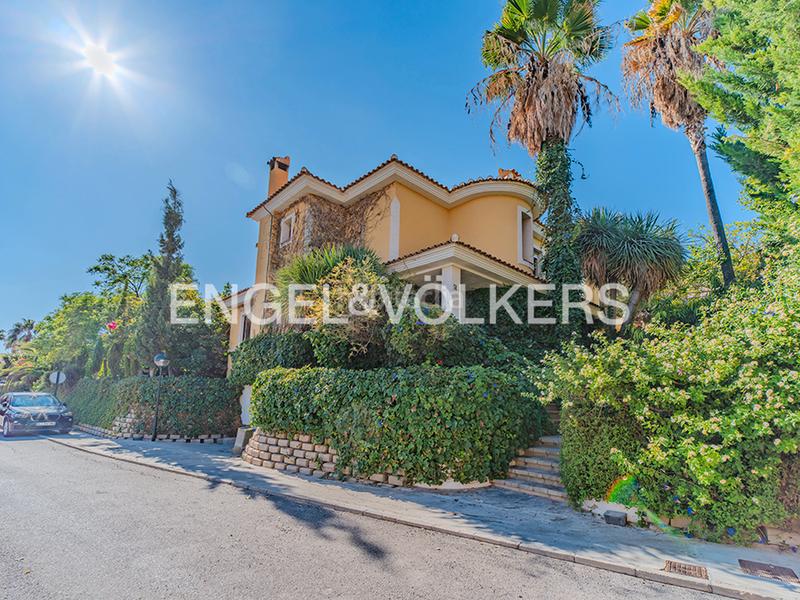 Foto a457482e-8328-43d3-8007-9a9387ad40d1. Xalet a carrer de la boira 3 a Bonalba-Cotoveta Mutxamel