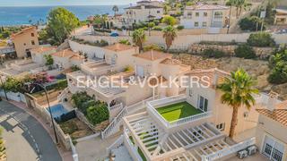 Xalet  Carrer de torrevella. Espacio, vistas y modernidad en el campello