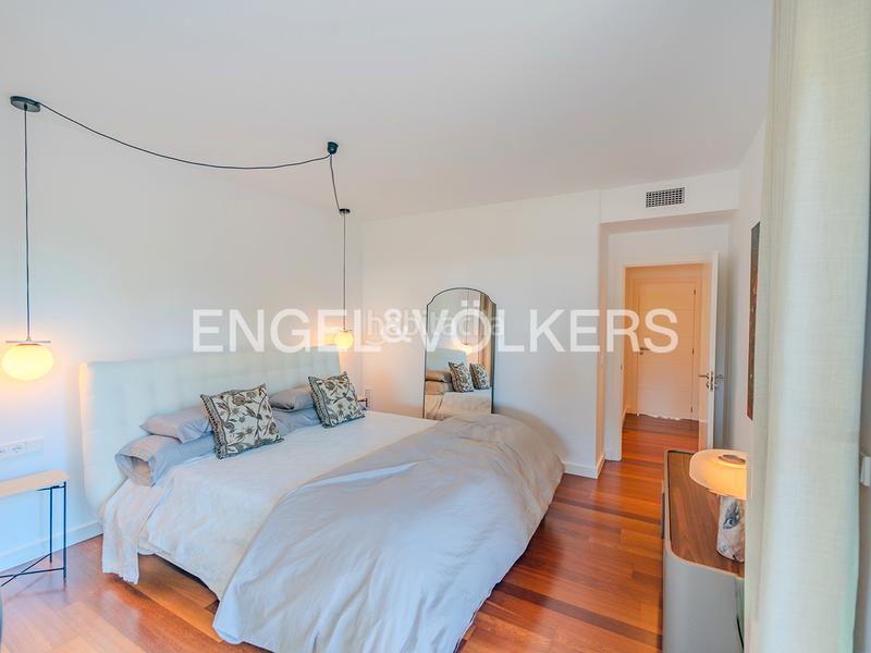 Foto 361ddb03-b2fa-4628-96e2-6a55c29ab8b9. Chalet con camino riscaldamento parcheggio piscina in Alicante