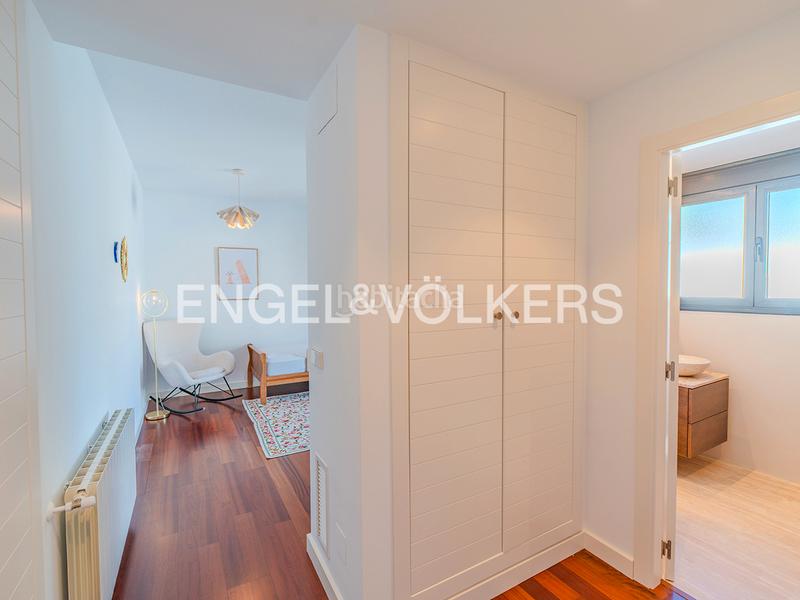 Foto a1dfc8fd-07a1-4d38-a659-dcb9fce4d6b4. Chalet con camino riscaldamento parcheggio piscina in Alicante